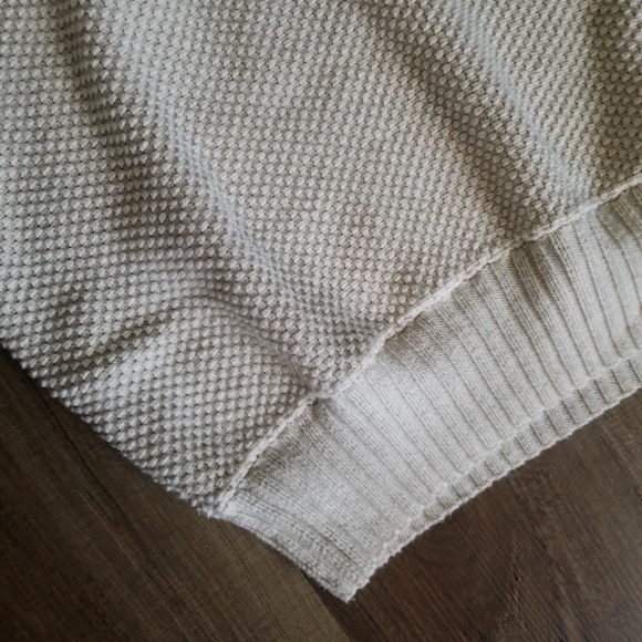 360. textured short sleeve sweater - Picture 4 of 8